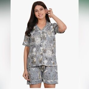 Cotsiler 3 Piece Pajama Set NEW Size Large Jungle Print Top, Shorts, and Pouch
